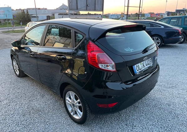 Ford Fiesta cena 28900 przebieg: 221587, rok produkcji 2016 z Swarzędz małe 379